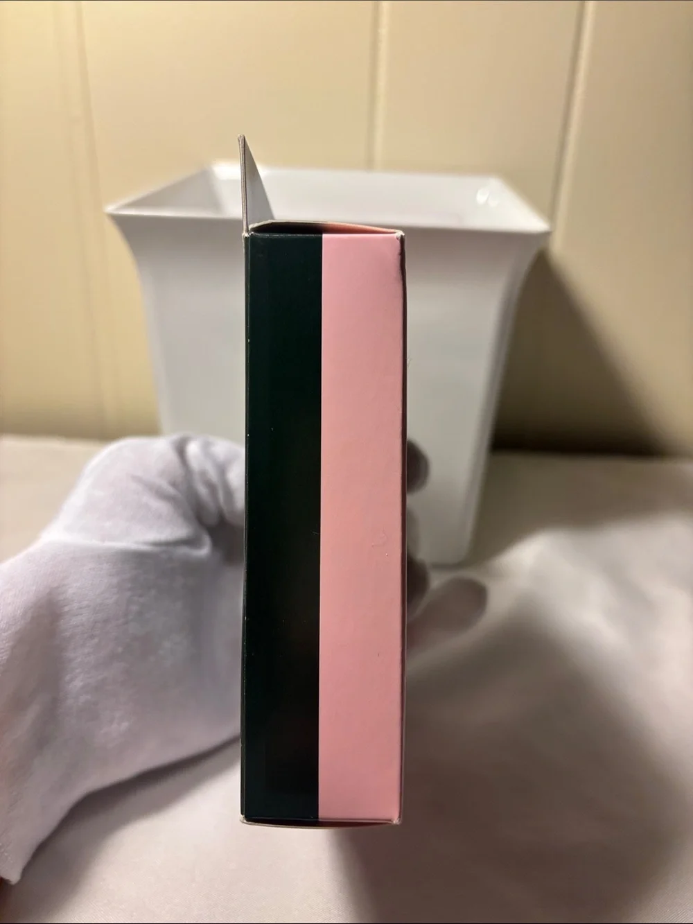 ✨ NIB Kate Spade AirPods Pro Case – Discontinued Ombre Glitter Sunset 🌅